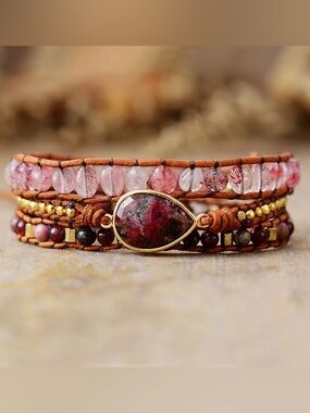 💜Hello Gorgeous! Natural Stone Layered Bracelet- Deep Red